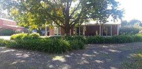 Dixiglen Farm, Melbourne